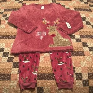 New! Secret Treasures Women's "Lighten Up" Reindeer Plush PJ Set